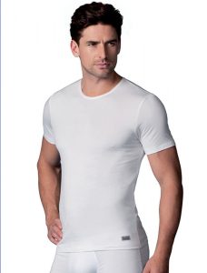camisetas con cuello redondo