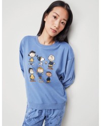 Pijama con diseño de Snoopy en estampado